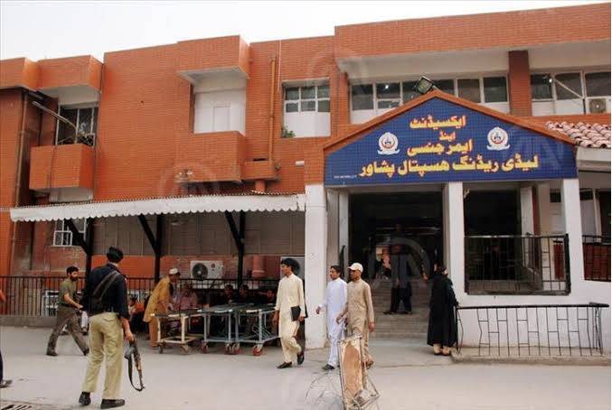 لیڈی ریڈنگ ہسپتال میں مبینہ اقربا پروری اور مالی بے ضابطگیوں کا انکشاف، آڈٹ رپورٹ نے تقرری پر سنگین سوالات اٹھا دیے