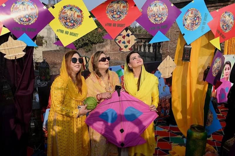 حکومت نے لاہور میں بسنت منانے کی تاریخوں کا اعلان کر دیا