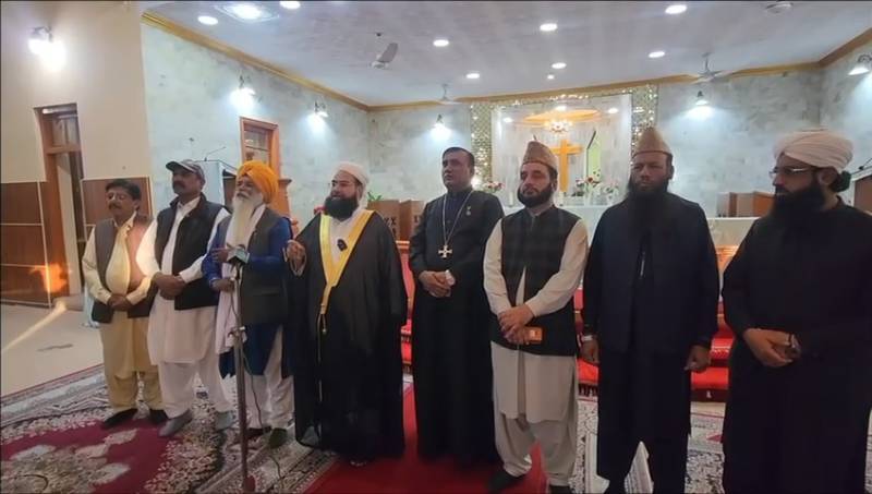  مولانا طاہر اشرفی کا کوئٹہ کے تاریخی چرچ کا دورہ، بین المذاہب ہم آہنگی پر زور