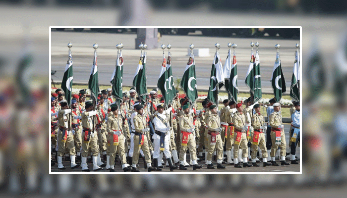 یوم پاکستان کی مناسبت سے مسلح افواج کی مشترکہ پریڈ
