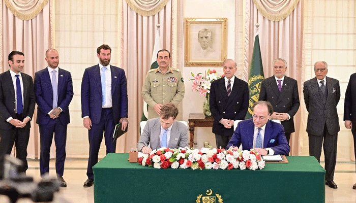 پاکستان اور ورلڈ لبرٹی فنانشل کے درمیان ڈیجیٹل ادائیگیوں کی جدت کیلئے مفاہمتی یادداشت پر دستخط